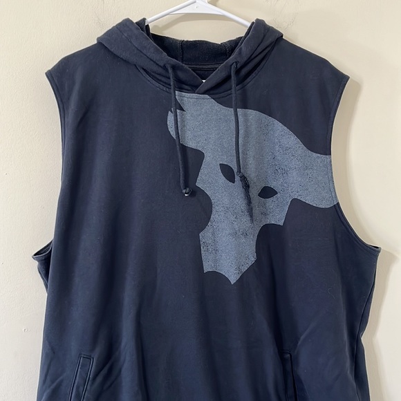 Under Armour Men’s Project Rock Black Terry Bull Sleeveless Hoodie Size XXL - Picture 2 of 9